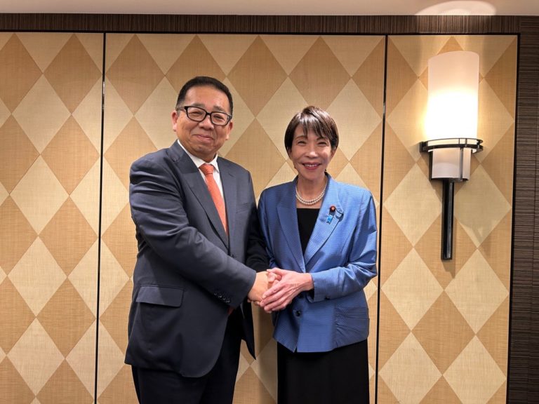 高市総理と田中まさし